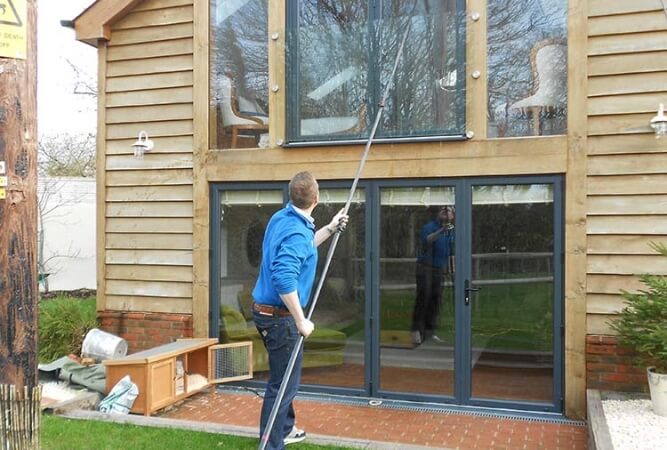 Window cleaning example 04