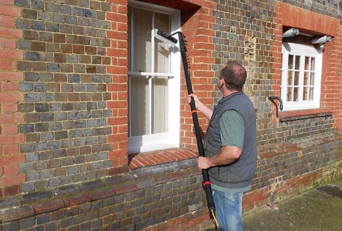 Window cleaning example 02