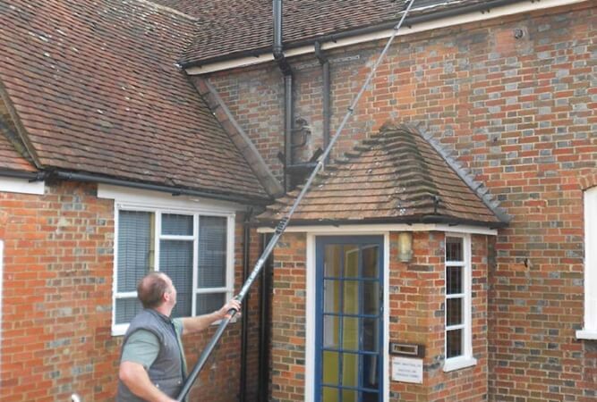 Window cleaning example 03